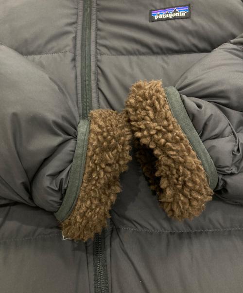 Patagonia（パタゴニア）Patagonia (パタゴニア) リバーシブル サイレント ダウンジャケット　FA23 　20670 インクブラック×ブラウン サイズ:不明の古着・服飾アイテム