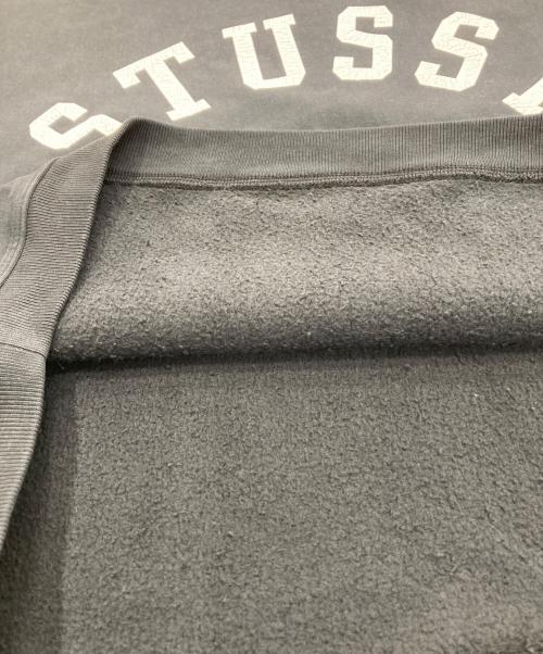 stussy（ステューシー）stussy (ステューシー) Sun Faded Oversized Crew スウェット ブラック×グレー サイズ:Mの古着・服飾アイテム