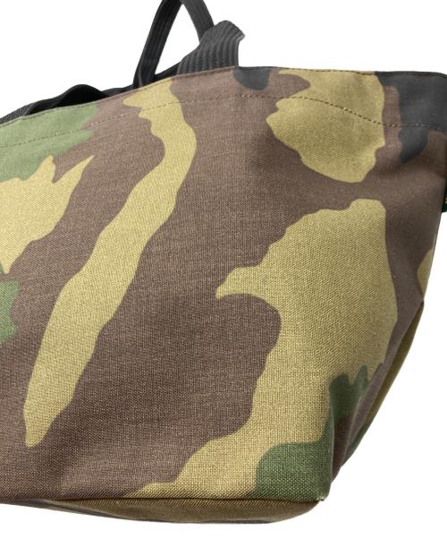 Herve Chapelier（エルベシャプリエ）Herve Chapelier (エルベシャプリエ) カモフラージュ ナイロン舟型トートM カーキ×ブラウンの古着・服飾アイテム