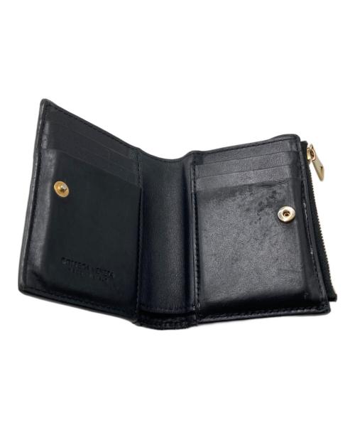 BOTTEGA VENETA（ボッテガベネタ）BOTTEGA VENETA (ボッテガベネタ) カセット スモール 2つ折り ウォレット ブラック サイズ:-の古着・服飾アイテム