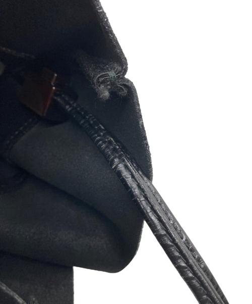 GUCCI（グッチ）GUCCI (グッチ) スウェードレザーショルダーバッグ ブラックの古着・服飾アイテム