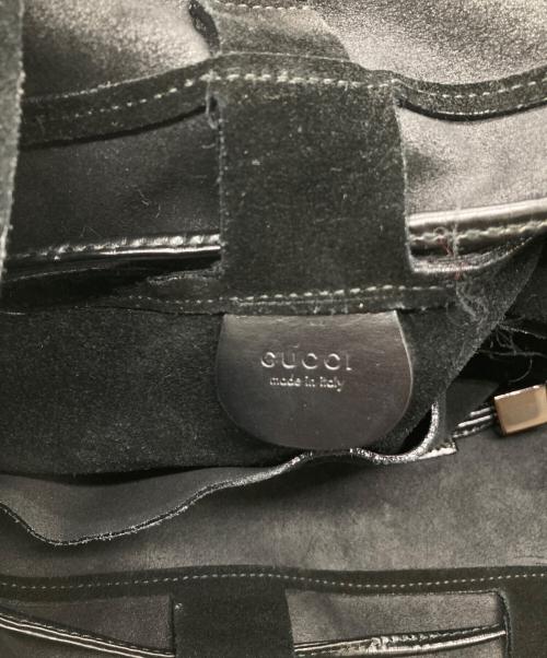 GUCCI（グッチ）GUCCI (グッチ) スウェードレザーショルダーバッグ ブラックの古着・服飾アイテム
