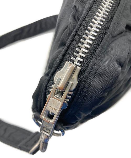 PORTER（ポーター）PORTER (ポーター) ハーフムーンショルダーバッグ ブラックの古着・服飾アイテム