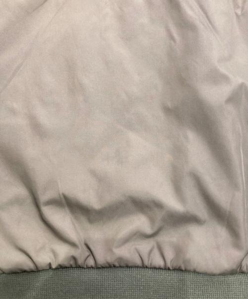 MONCLER（モンクレール）MONCLER (モンクレール) ナイロン切替えスウェットパーカー　H20918G00004 グリーン サイズ:Mの古着・服飾アイテム