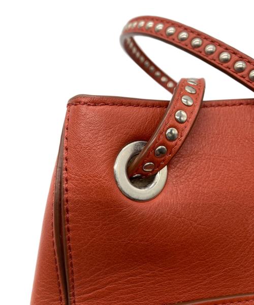 J&M DAVIDSON（ジェイ＆エム デヴィッドソン）J&M DAVIDSON (ジェイ＆エム デヴィッドソン) ツーバイフォー スタッズハンドルバケットバッグ ブラウン サイズ:-の古着・服飾アイテム