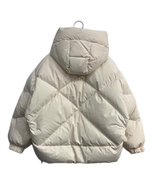 DUNO（デュノ）DUNO (デュノ) PEGGIE CERTOSAショートダウン　561J アイボリー サイズ:38の古着・服飾アイテム