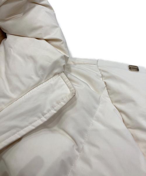 DUNO（デュノ）DUNO (デュノ) PEGGIE CERTOSAショートダウン　561J アイボリー サイズ:38の古着・服飾アイテム