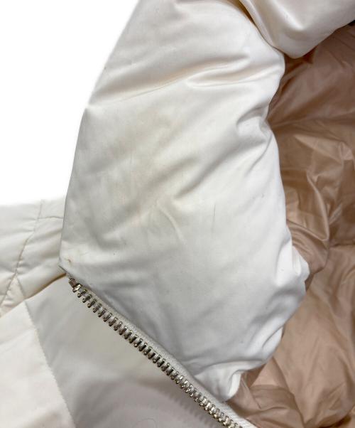 DUNO（デュノ）DUNO (デュノ) PEGGIE CERTOSAショートダウン　561J アイボリー サイズ:38の古着・服飾アイテム