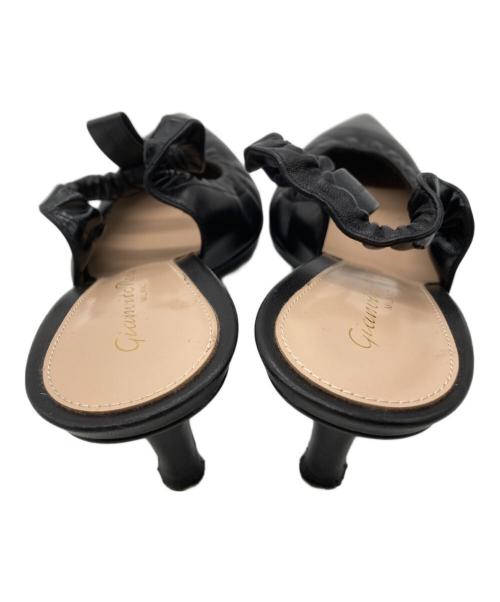 Gianvito Rossi（ジャンヴィト ロッシ）Gianvito Rossi (ジャンヴィト ロッシ) ポインテッドトゥパンプス ブラウン サイズ:35.5の古着・服飾アイテム
