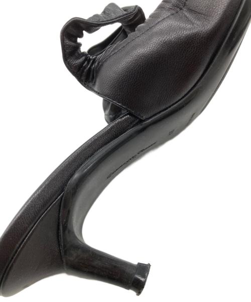 Gianvito Rossi（ジャンヴィト ロッシ）Gianvito Rossi (ジャンヴィト ロッシ) ポインテッドトゥパンプス ブラウン サイズ:35.5の古着・服飾アイテム