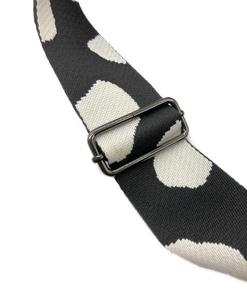 EAR（イア）EAR (イア) 柄ワイドテープショルダーバッグ ブラックの古着・服飾アイテム