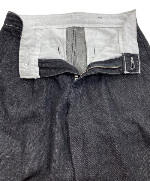 LEVI'S（リーバイス）LEVI'S (リーバイス) タックデニムパンツ ブラック サイズ: W28×L30の古着・服飾アイテム