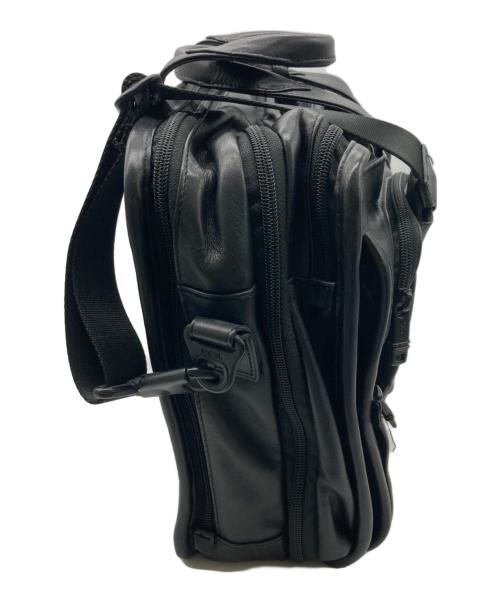 TUMI（トゥミ）TUMI (トゥミ) エクスパンダブル・オーガナイザー・レザー・コンピューター・ブリーフ ブラックの古着・服飾アイテム