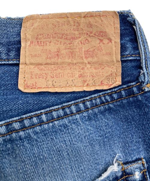 LEVI'S（リーバイス）LEVI'S (リーバイス) 501XXデニムパンツ　ボタン裏555 バレンシア製 90’ｓ BIGE 赤耳 インディゴ サイズ:W36×L36の古着・服飾アイテム