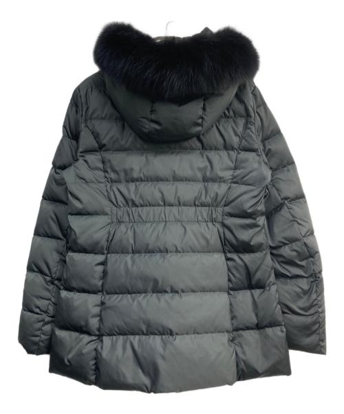 UNTITLED（アンタイトル）UNTITLED (アンタイトル) ブルーフォックスファーフーデットショートダウンコート グレー サイズ:3の古着・服飾アイテム