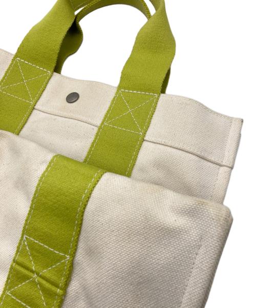 HERMES（エルメス）HERMES (エルメス) キャンバストートバッグ ベージュ×グリーンの古着・服飾アイテム