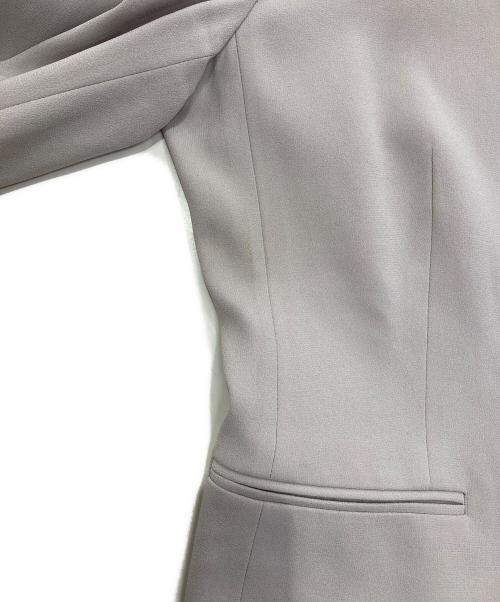 BEIGE（ベイジ）BEIGE (ベイジ) CINDY 3Pセットアップスーツ グレー サイズ:6の古着・服飾アイテム