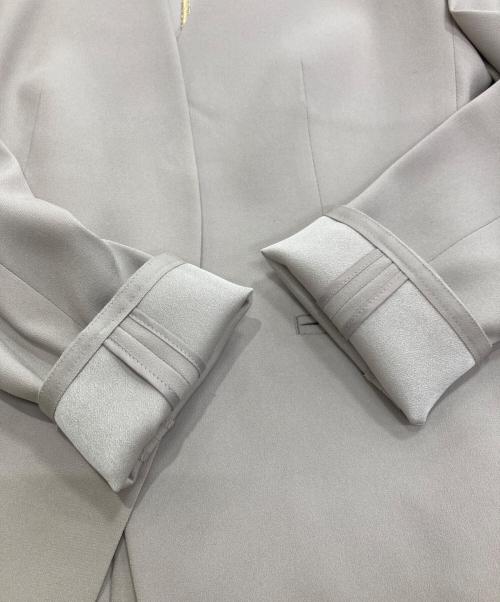 BEIGE（ベイジ）BEIGE (ベイジ) CINDY 3Pセットアップスーツ グレー サイズ:6の古着・服飾アイテム