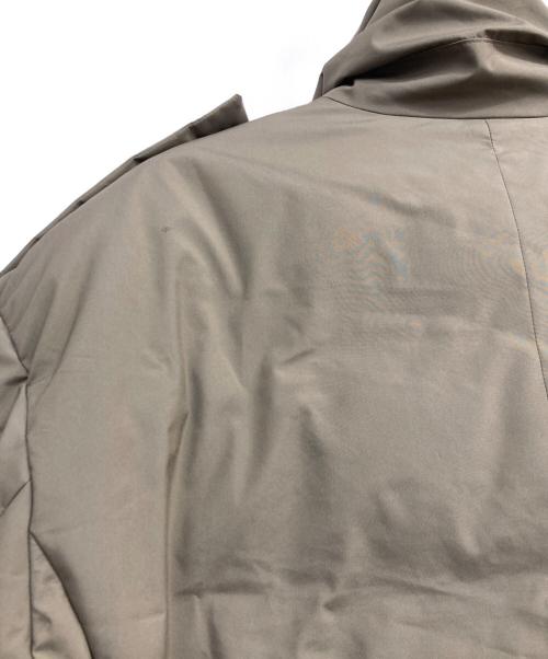 COLUMN（コラム）COLUMN (コラム) パフィーPコートダウンジャケット　22-140-01-100003 カーキ サイズ:36の古着・服飾アイテム