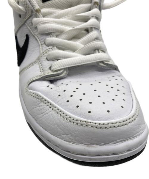 NIKE SB（ナイキエスビー）NIKE SB (ナイキエスビー) DUNK LOW PRO　HF3704-100 ホワイト×ブラック サイズ:26cmの古着・服飾アイテム