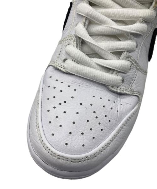 NIKE SB（ナイキエスビー）NIKE SB (ナイキエスビー) DUNK LOW PRO　HF3704-100 ホワイト×ブラック サイズ:26cmの古着・服飾アイテム