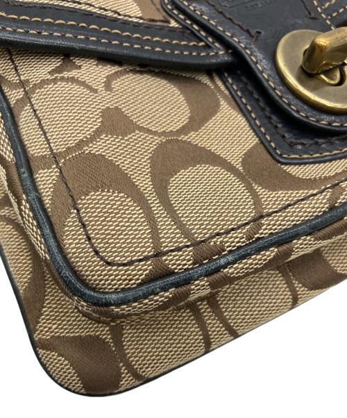 COACH（コーチ）COACH (コーチ) ターンロックシグネチャーミニショルダーバッグ ブラウンの古着・服飾アイテム