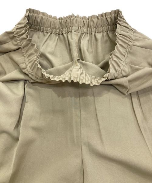 cccmalie（シーマリー）cccmalie (シーマリー) ギャザーワイドパンツ　C-P-9-beige ベージュ サイズ:40の古着・服飾アイテム