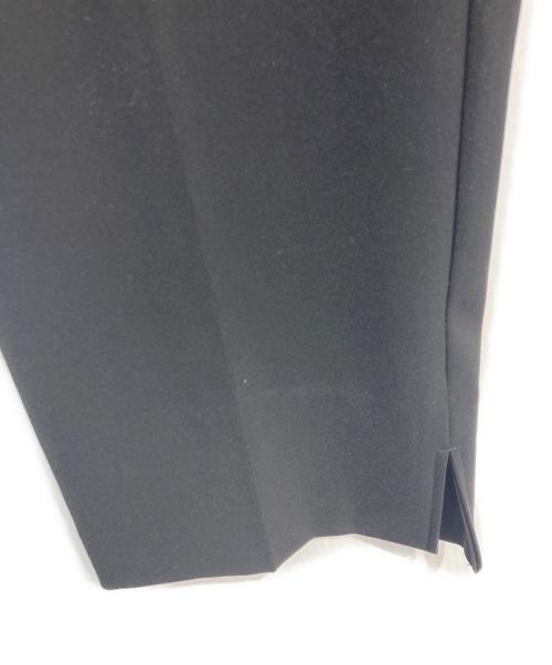 YORI（ヨリ）yori (ヨリ) セレモニーハンサムパンツ　24AW　YR22-24024SP-3 ブラック サイズ:38の古着・服飾アイテム