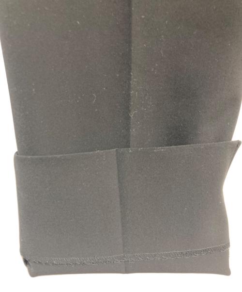 YORI（ヨリ）yori (ヨリ) セレモニーハンサムパンツ　24AW　YR22-24024SP-3 ブラック サイズ:38の古着・服飾アイテム