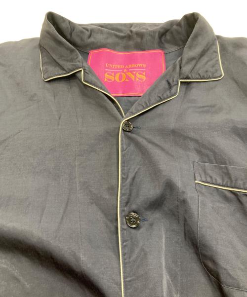 SONS（サンズ）SONS (サンズ) UNITED ARROWS (ユナイテッドアローズ) 刺繍サテンシャツ ネイビー サイズ:Mの古着・服飾アイテム