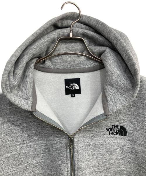 THE NORTH FACE（ザ ノース フェイス）THE NORTH FACE (ザ ノース フェイス) SQUARE LOGO FULLZIP　NT61836 グレー サイズ:Mの古着・服飾アイテム