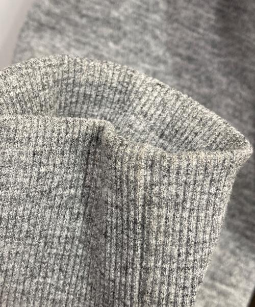 THE NORTH FACE（ザ ノース フェイス）THE NORTH FACE (ザ ノース フェイス) SQUARE LOGO FULLZIP　NT61836 グレー サイズ:Mの古着・服飾アイテム