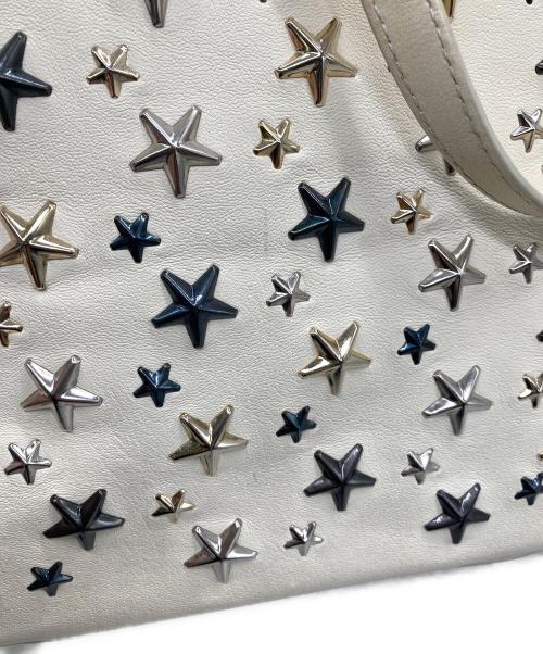 JIMMY CHOO（ジミーチュウ）JIMMY CHOO (ジミーチュウ) サシャ スタースタッズレザートートバッグ アイボリーの古着・服飾アイテム
