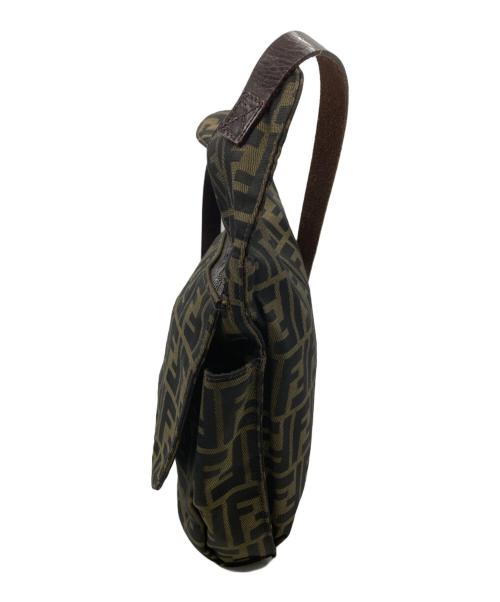 FENDI（フェンディ）FENDI (フェンディ) ズッカショルダーバッグ ブラウンの古着・服飾アイテム