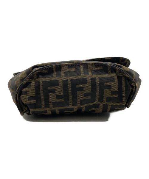 FENDI（フェンディ）FENDI (フェンディ) ズッカショルダーバッグ ブラウンの古着・服飾アイテム