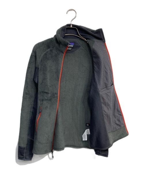 Patagonia（パタゴニア）Patagonia (パタゴニア) R2フリースジャケット　FA16　25138 グレー×オレンジ サイズ:XSの古着・服飾アイテム