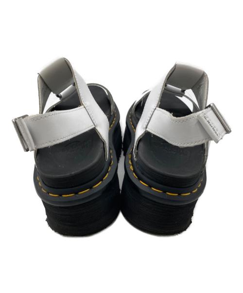 Dr.Martens（ドクターマーチン）Dr.Martens (ドクターマーチン) francisサンダル ホワイト×ブラック サイズ:UK5の古着・服飾アイテム