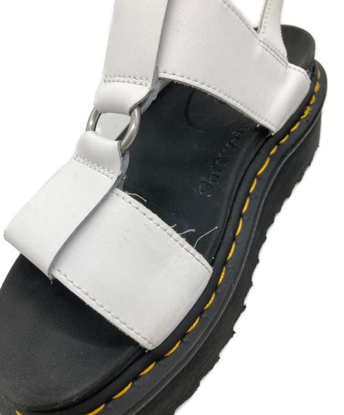 Dr.Martens（ドクターマーチン）Dr.Martens (ドクターマーチン) francisサンダル ホワイト×ブラック サイズ:UK5の古着・服飾アイテム