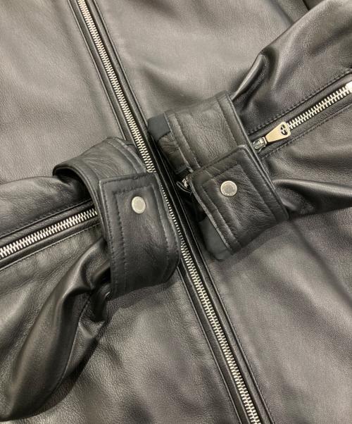 EMMETI（エンメティ）EMMETI (エンメティ) ANDREA ラムレザージャケット ブラック サイズ:46の古着・服飾アイテム