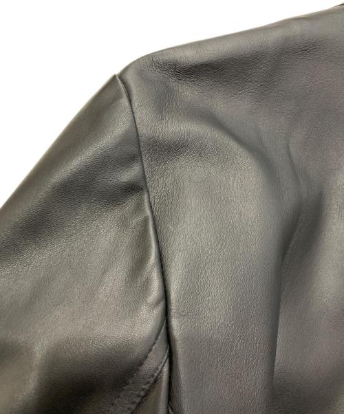 EMMETI（エンメティ）EMMETI (エンメティ) ANDREA ラムレザージャケット ブラック サイズ:46の古着・服飾アイテム