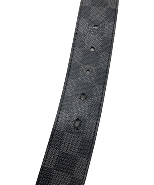 LOUIS VUITTON（ルイ ヴィトン）LOUIS VUITTON (ルイ ヴィトン) サンチュール LV イニシアル 40MM ベルト グレーの古着・服飾アイテム
