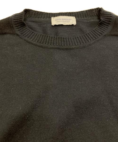 JOHN SMEDLEY（ジョンスメドレー）JOHN SMEDLEY (ジョンスメドレー) 袖切替ウールニット ブラック×ネイビー サイズ:Ｍの古着・服飾アイテム