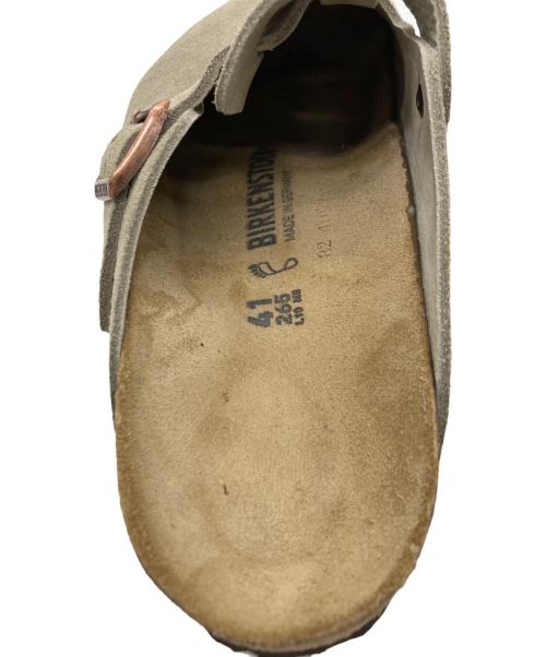BIRKENSTOCK（ビルケンシュトック）BIRKENSTOCK (ビルケンシュトック) Bostonスウェードサンダル ベージュ サイズ:26.5cmの古着・服飾アイテム