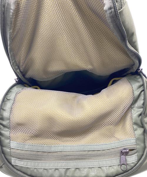 THULE（スーリー）THULE (スーリー) Chasm 26L バックパック カーキの古着・服飾アイテム