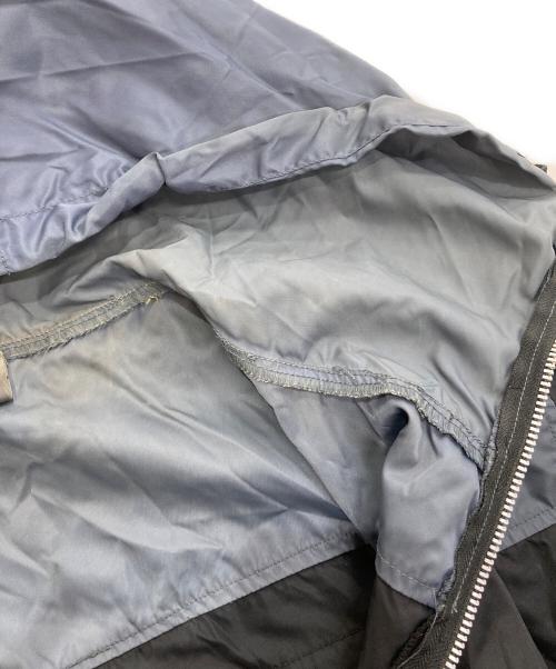 hide with spread beaver（ヒデウィズスプレッドビーバー）hide with spread beaver (ヒデウィズスプレッドビーバー) LEMONeD (レモネード) ナイロンジャケット　hide刺繍 ブラック×グレー サイズ:4の古着・服飾アイテム