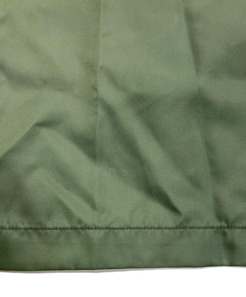 hide with spread beaver（ヒデウィズスプレッドビーバー）hide with spread beaver (ヒデウィズスプレッドビーバー) LEMONeD (レモネード) ナイロンジャケット　hide刺繍 グリーン×ネイビー サイズ:4の古着・服飾アイテム