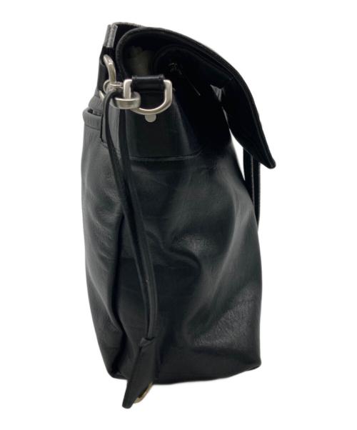 aniary（アニアリ）aniary (アニアリ) フラップレザーショルダーバッグ ブラックの古着・服飾アイテム