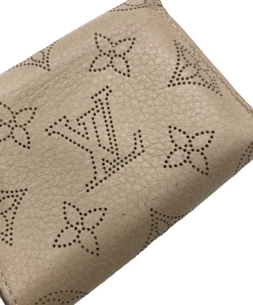 LOUIS VUITTON（ルイ ヴィトン）LOUIS VUITTON (ルイ ヴィトン) 3つ折り財布　ポルトフォイユ・イリス XS ベージュの古着・服飾アイテム