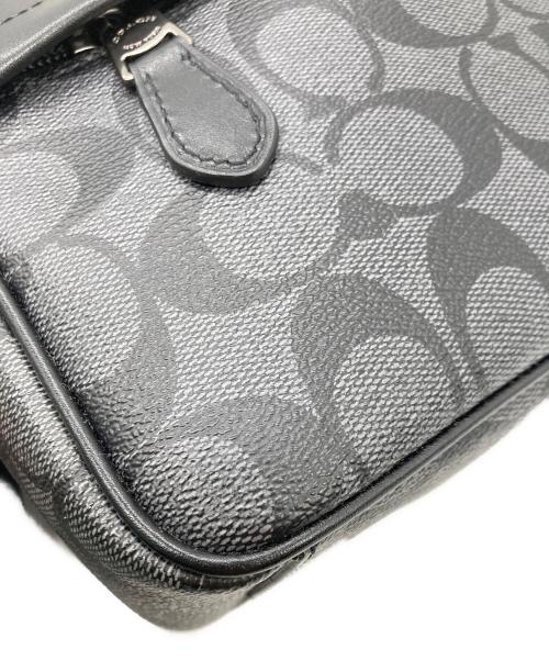COACH（コーチ）COACH (コーチ) シグネチャーグラハムクロスボディショルダーバッグ グレー×ブラックの古着・服飾アイテム