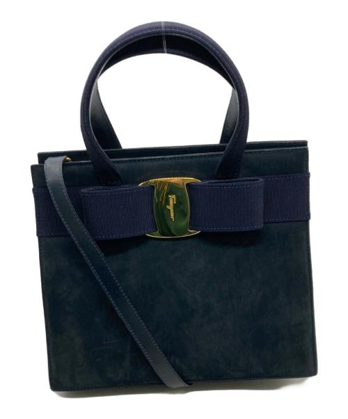 Salvatore Ferragamo（サルヴァトーレ フェラガモ）Salvatore Ferragamo (サルヴァトーレ フェラガモ) ヴァラリボン2WAYバッグ ネイビーの古着・服飾アイテム